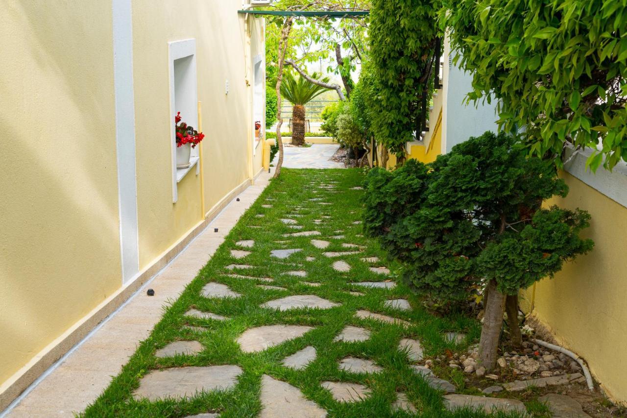 Sea Path Apartment Palaiontsiflikion Exterior photo