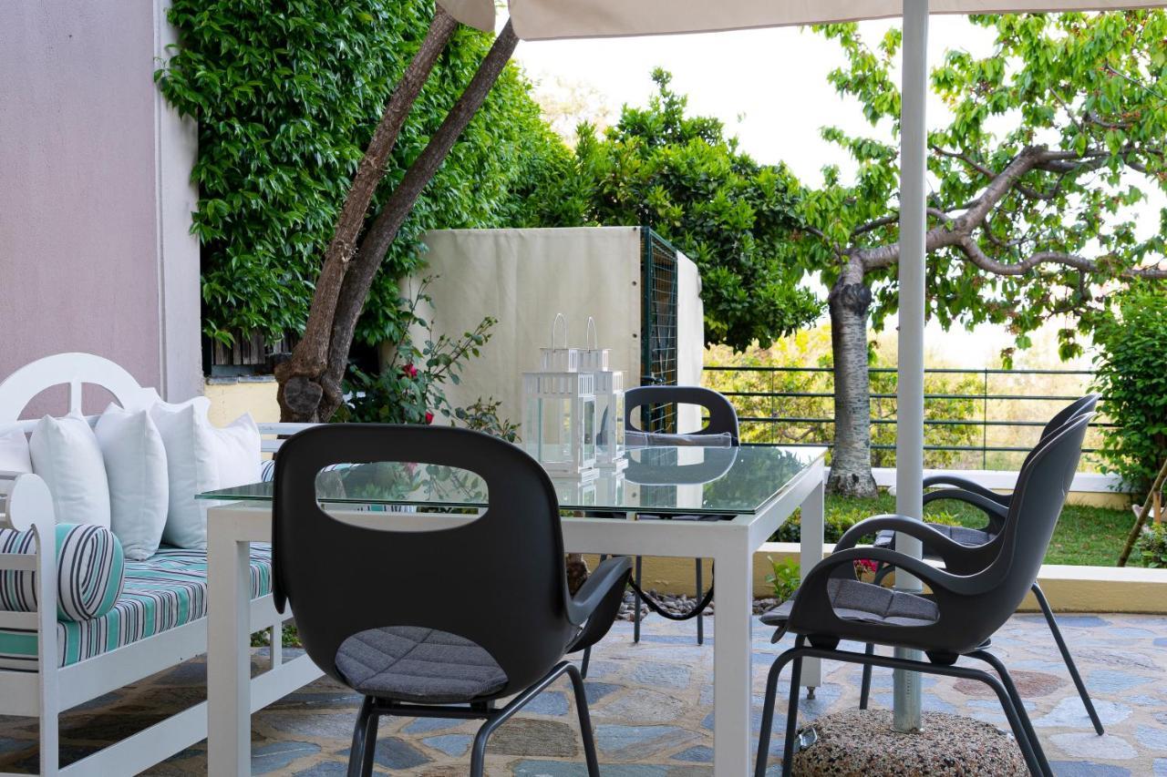 Sea Path Apartment Palaiontsiflikion Exterior photo